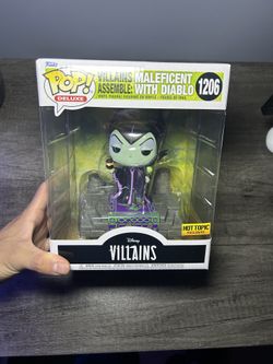 Funko Pop! Deluxe: Disney - Maleficent With Diablo - Hot Topic (Exclusive) #1206