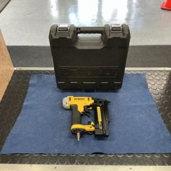 Dewalt 23GA Pin Nailer 5/8”-2” (DWFP2350)
