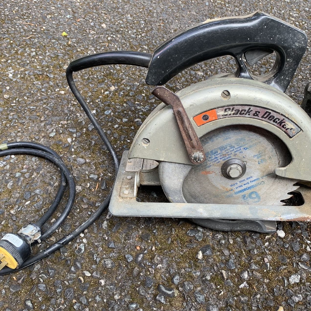 Vintage Black Decker 6 1 2 Inch SawCat Circular Saw for Sale in Lakewood WA OfferUp