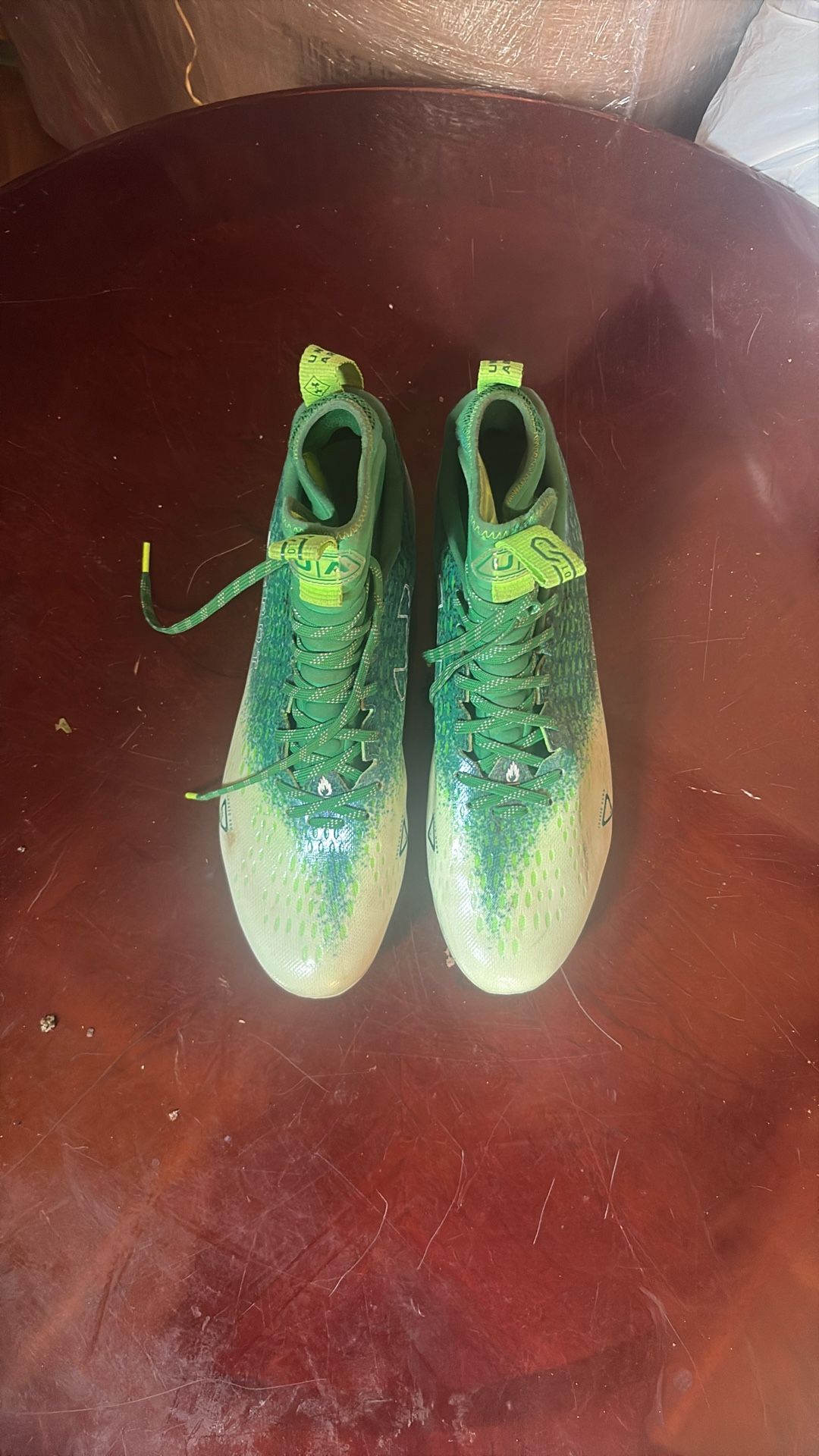 Under Armour Highlight MC Football Cleats – Size