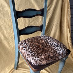 Vintage Mahogany Shabby Chic Chair W/ Cushion