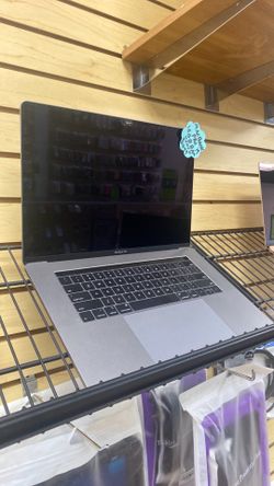 MacBook blowout sale
