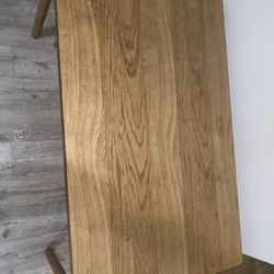 Dining Table (wooden)