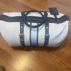 Micheal Kors Duffle Bag 
