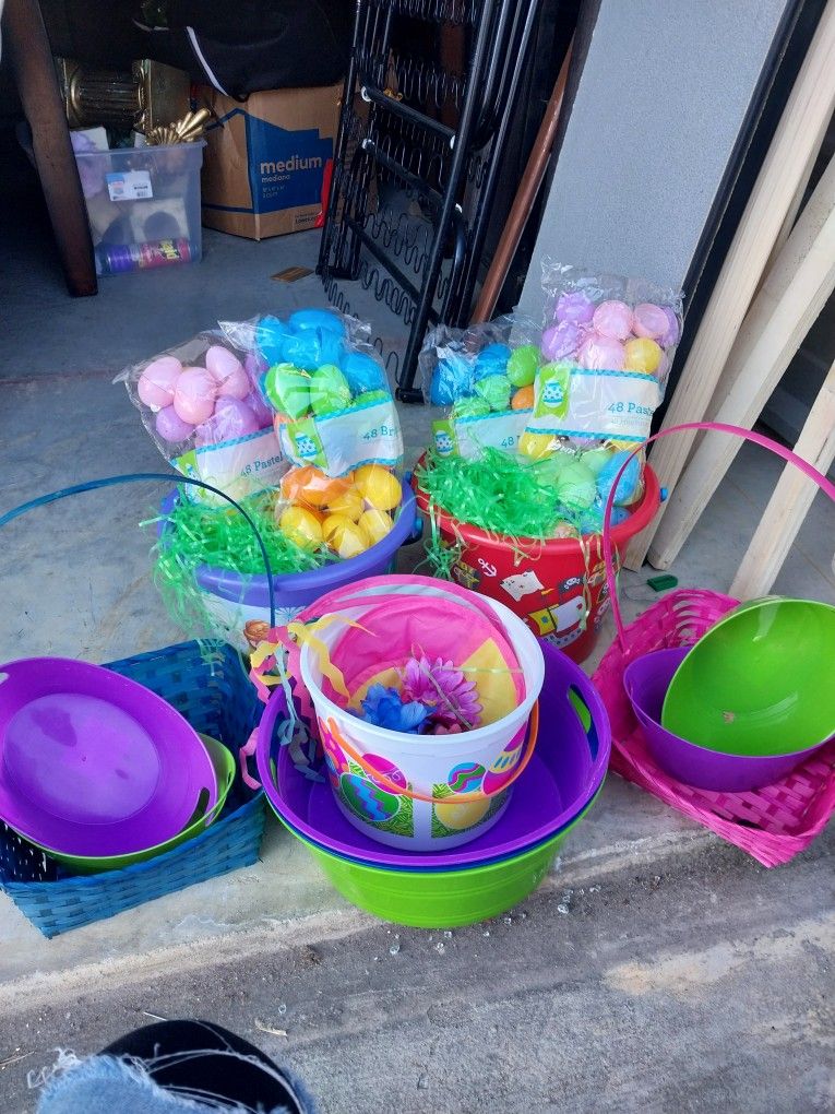 Easter Baskets & Eggs