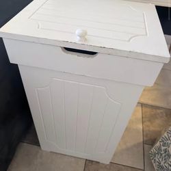 Farmhouse White Wood Trashcan