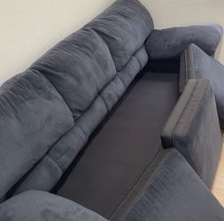 3 seats sofa