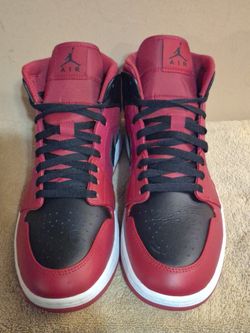 Jordan 1 Mid "Reverse Bred" - Mn(Sz 11.5)
