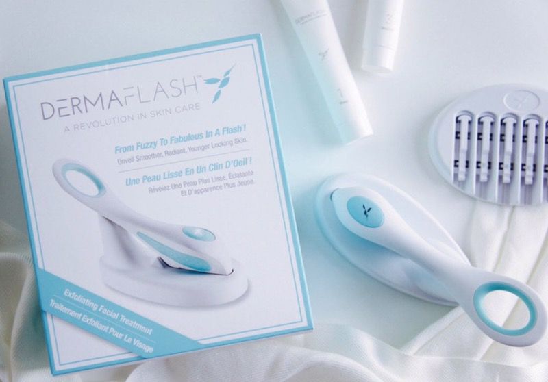 New Dermaflash exfoliating facial dermaplane device
