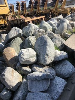 Landscape boulders