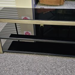 TV stand (DELIVER OPTION)