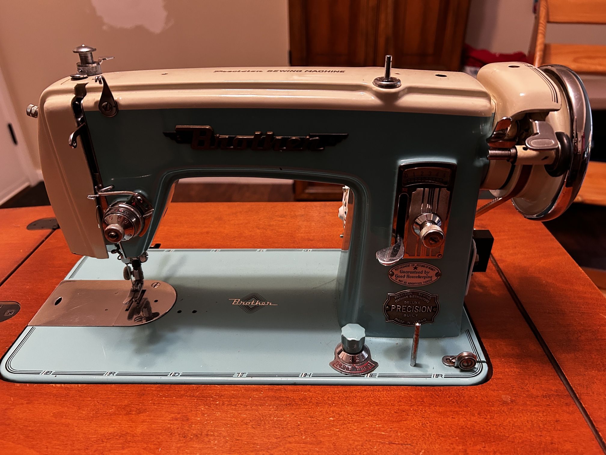 1960 s Era Brother Sewing Machine And Table Works For Sale In Port 1960 s Era Brother Sewing Machine And Table Works For Sale In Port