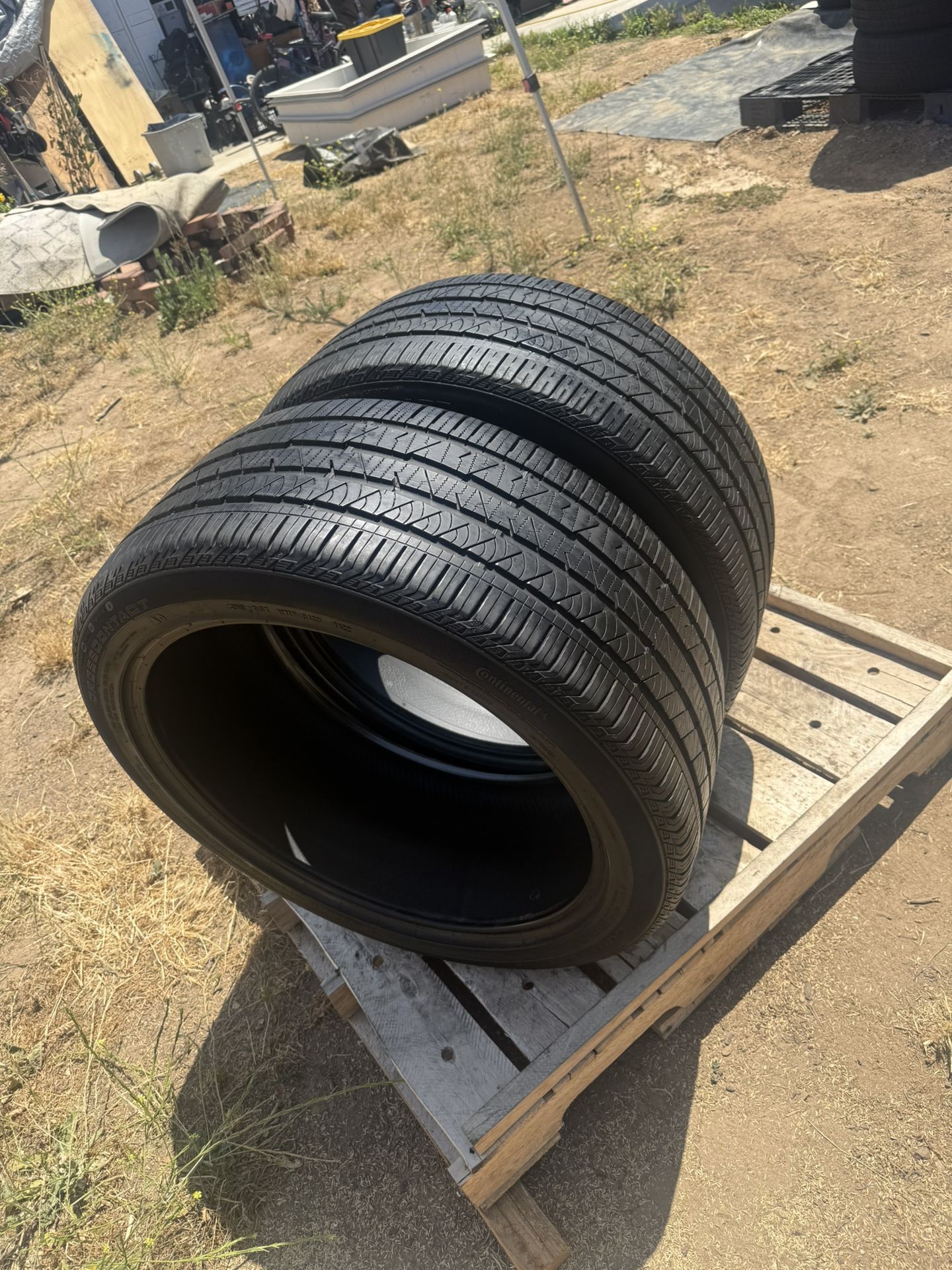 (285/40/22) Tires X2
