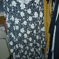 Old Navy Women's Black/White Dress~Size XXL