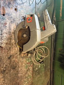Black and Decker Circular Saw