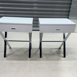 Modern White Nightstands – Set of 2