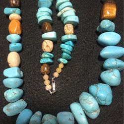 Unique turquoise necklace