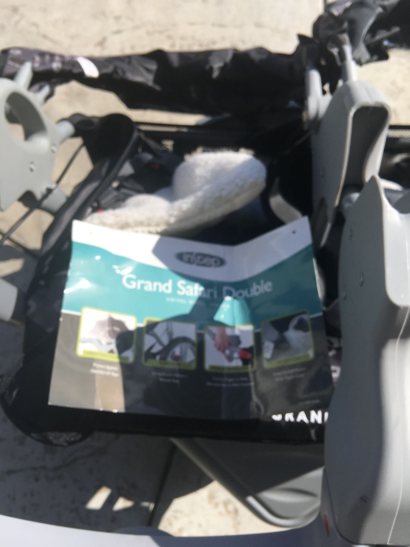 New - grand safari double jogger