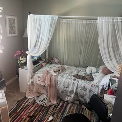 Canopy Bed twin si