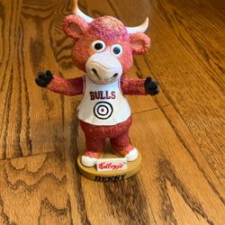 Vintage Benny The Bull 2002 Bobblehead 