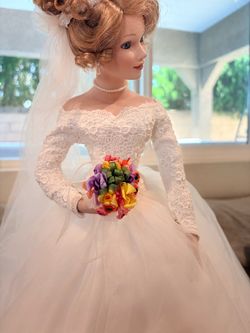 Ashton-Drake Doll She Walks in Beauty Spring Promise Bride Doll Sandra Bilotto