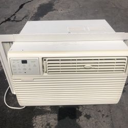 Very Good Condition Kenmore Air Conditioner 