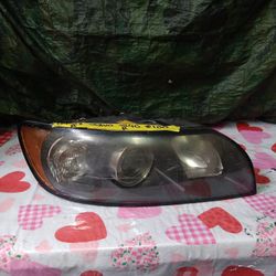 2004-07 Volvo S40 Right Headlight 