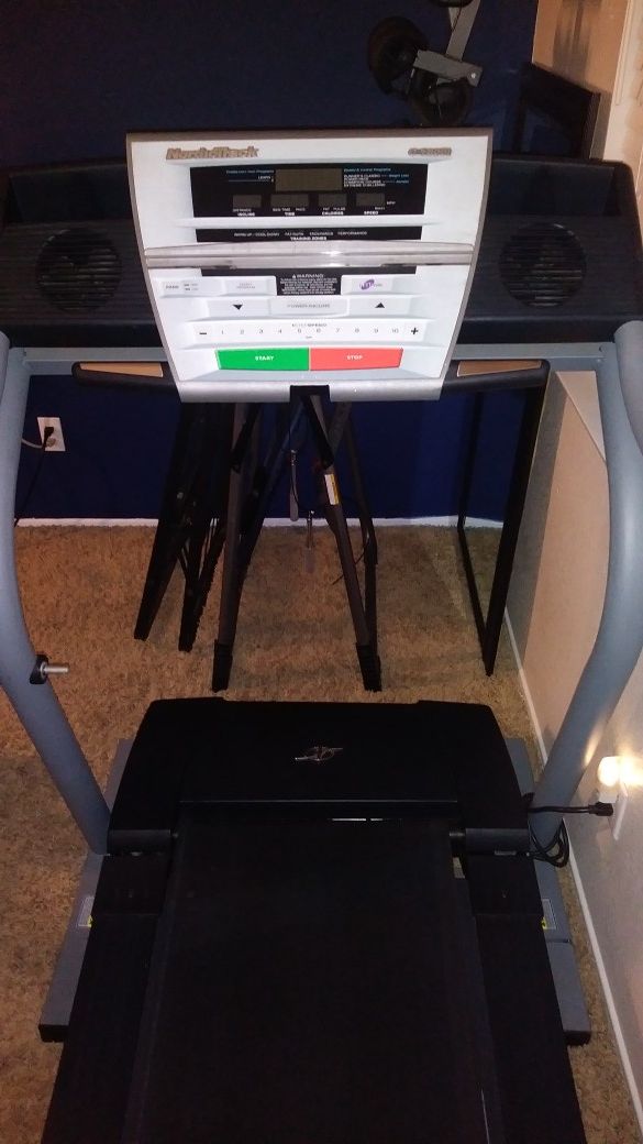 NordicTrack C1800i Treadmill. for Sale in Fontana, CA OfferUp