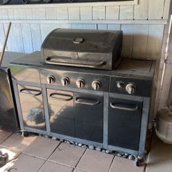 Kenmore Grill