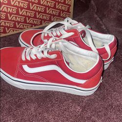 vans , red and white, 7 size woman 