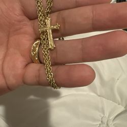 11 GRAMS 20” Gold Rope Chain+ Gold Cross Pendant 
