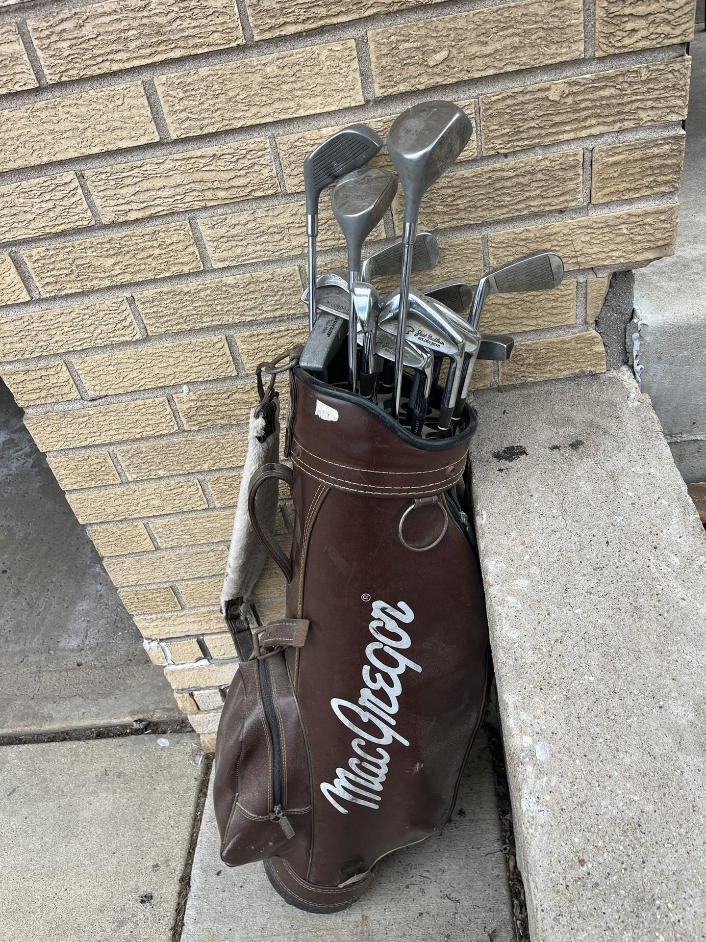 MacGregor Golf Clubs