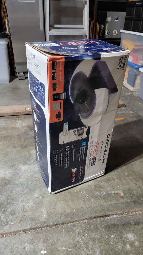 Chamberlain B6753T Smart Video Garage Opener