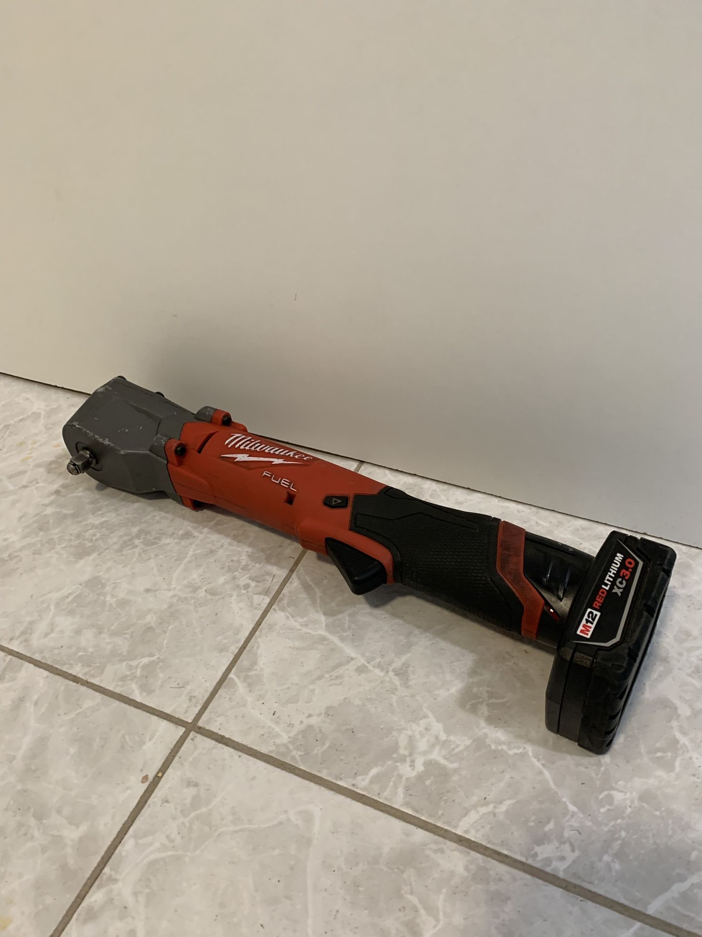 Milwaukee 2564-20 M12 FUEL 12V Lithium-Ion Brushless Cordless 3/8 in. Right Angle Impact Wrench