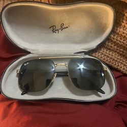 Rayban RB3699 Black And Gold 