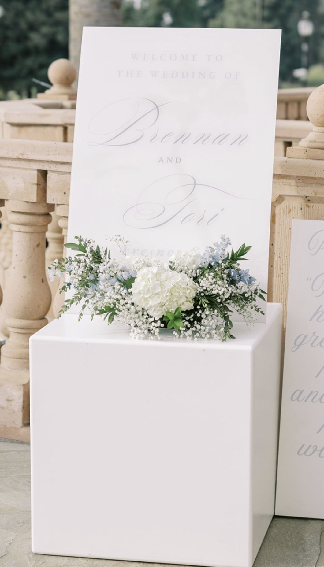 Box Stand Wedding Sign