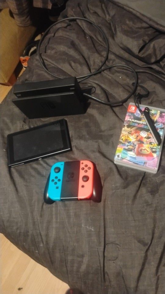 Nintendo Switch Console+ Dock