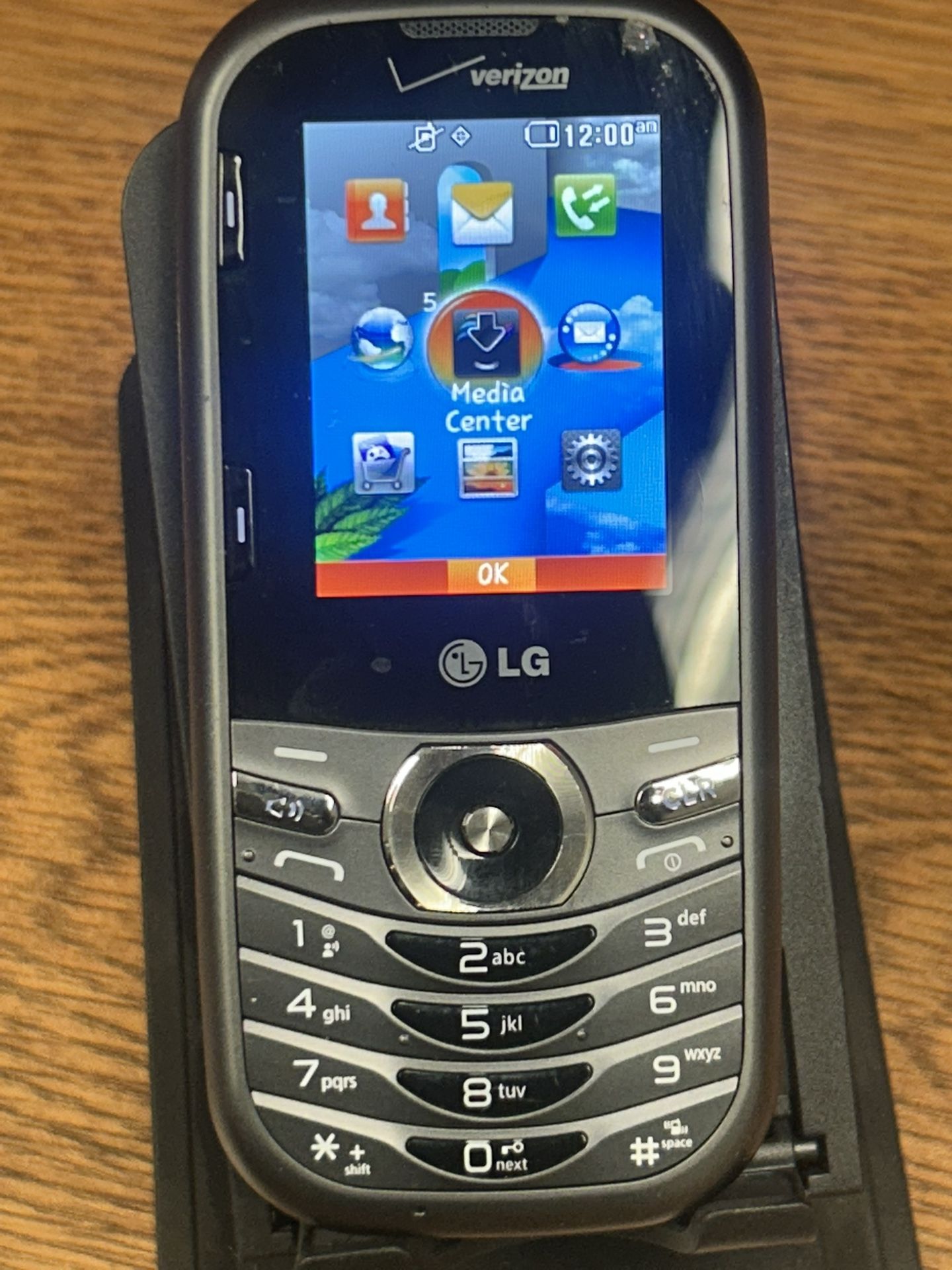 LG Verizon Slider Phone
