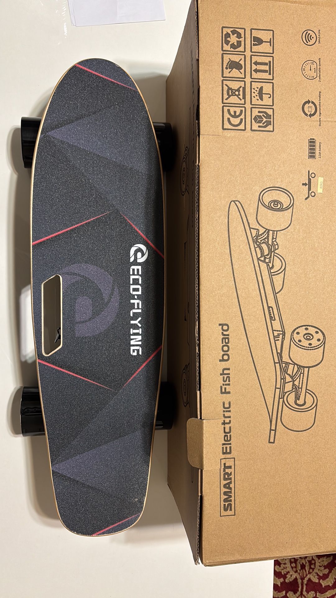 smart electric fish board with 2.2ah battery, electric regenerative braking, 3 selectable speeds