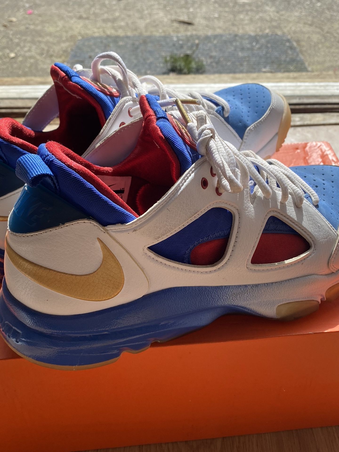 Size 9.5 Manny Pacquiao Edition Huarache