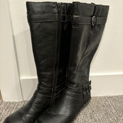 Women’s BORN Tall Boots - Sz.7