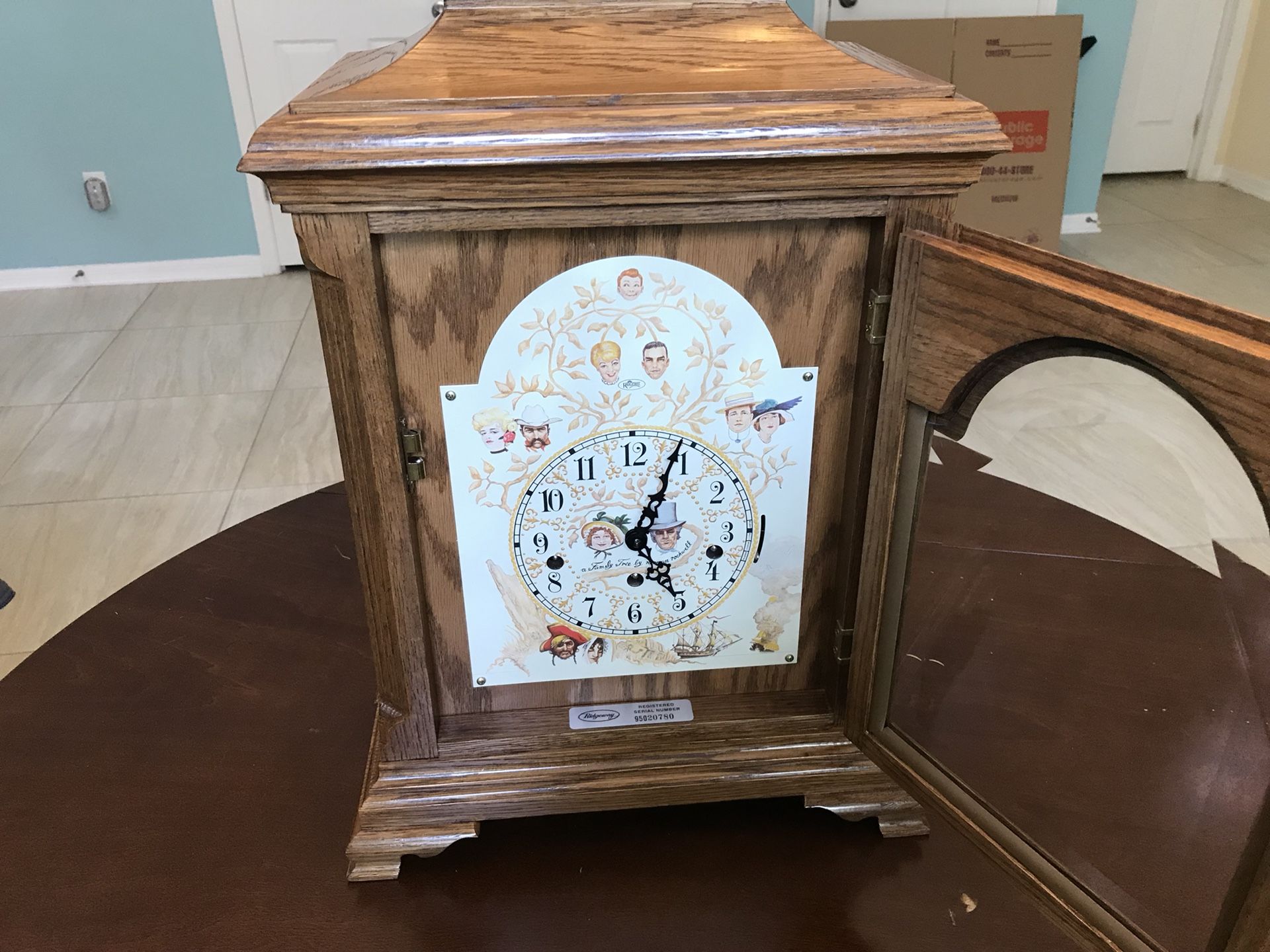 NORMAN ROCKWELL RIDGEWAY MANTEL CLOCK