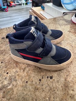 Boys size 13 Velcro shoes