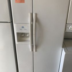 Roper Compact Side By Side Refrigerator White. Warehouse pricing.  Warranty . Delivery Available . 2522 Market st. 33901 