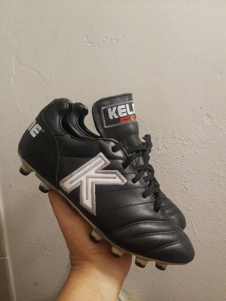 KELME DUENDE MSK K-LEATHER SIZE: 8.5 MADE IN SPAIN