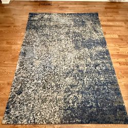 Loloi Viera Grey / Navy 5X7 Area Rug