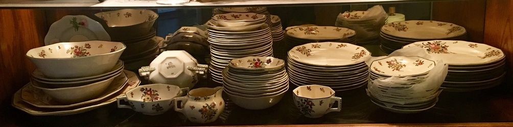 Royal Doulton Old Country Roses collection