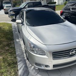 2010 Nissan Maxima