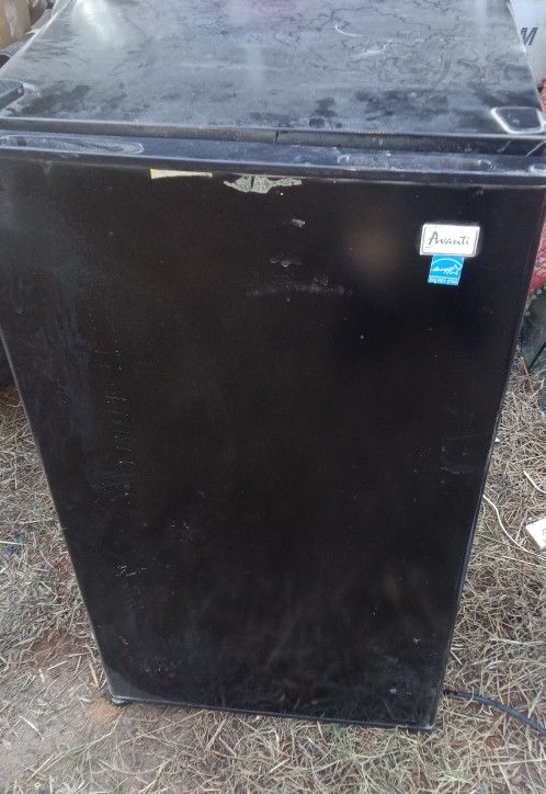 Good Working Minni Fridge 