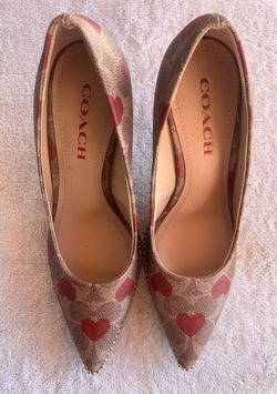 COACH Women's Waverly Hearts Beadchain Pumps